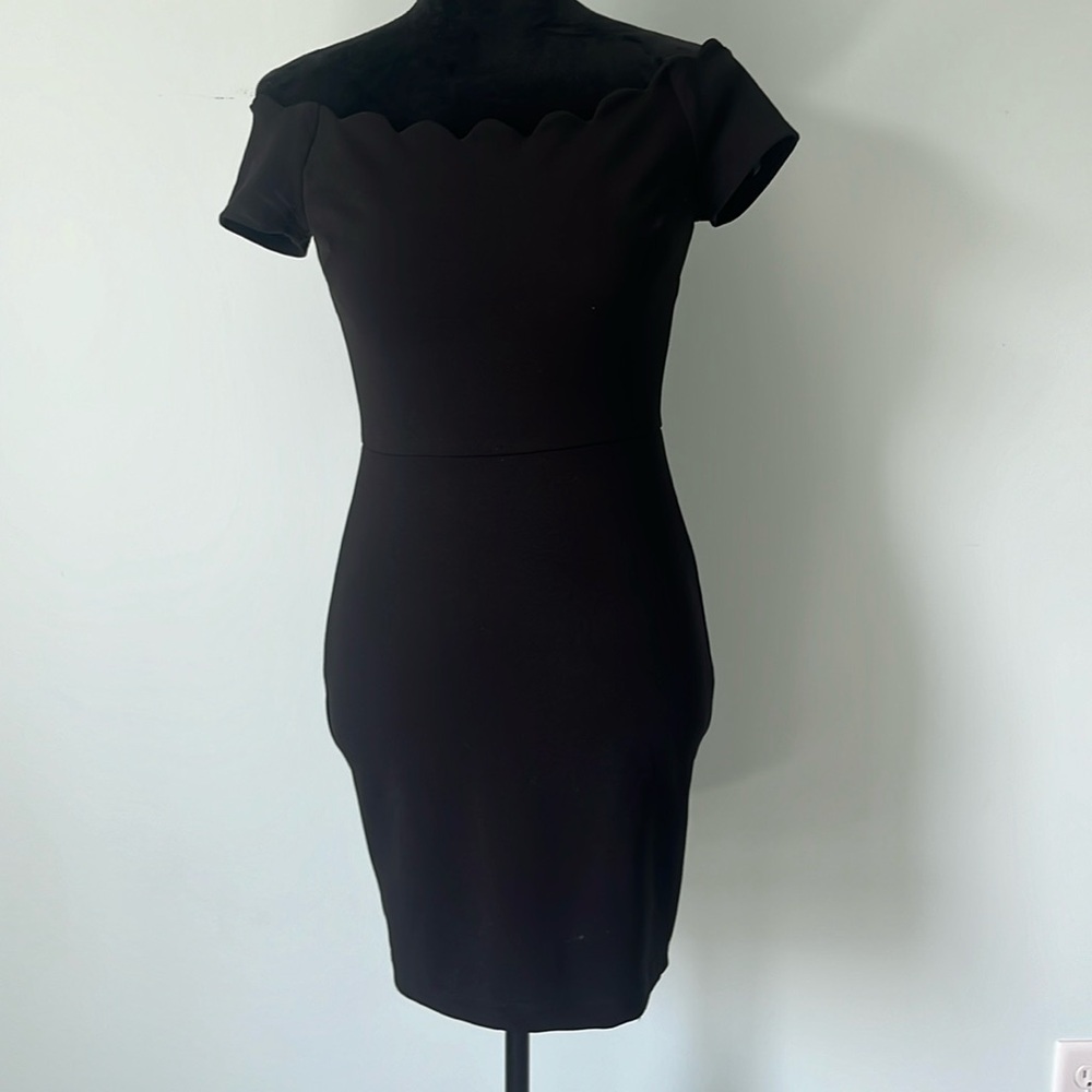 Little Black Dress off shoulder / cap sleeve